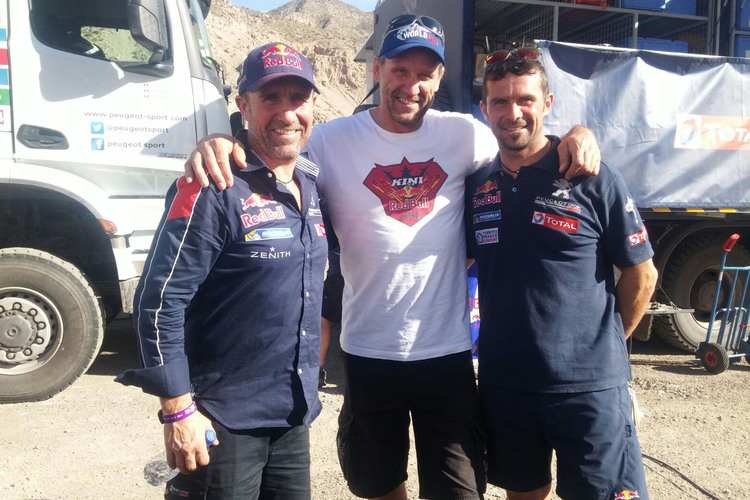 Heinz Kinigadner (Mitte) mit den Dakar-Haudegen Peterhansel und Despres