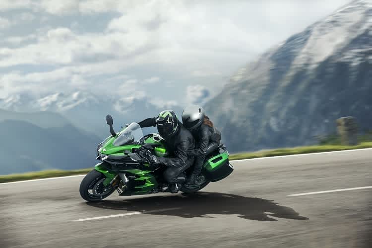 Touring mit Hochdruck: Kawasaki ninja H2 SX mit Kompressor