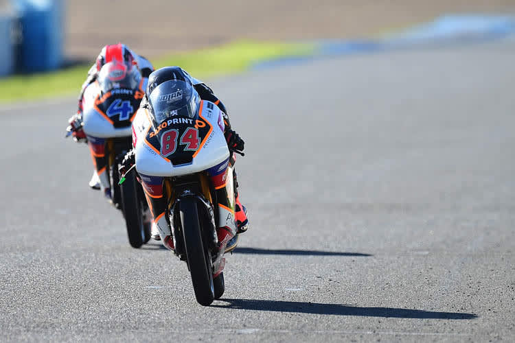 Das deutsche Moto3-Team im Einsatz: Kornfeil vor Pulkkinen