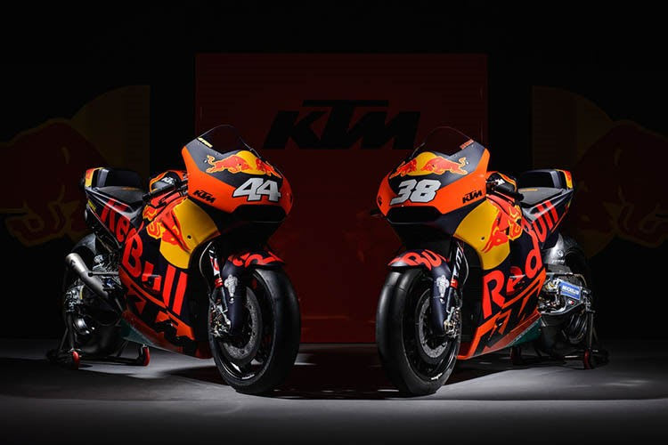 Die KTM RC16-Bikes von Pol Espargaró und Bradley Smith