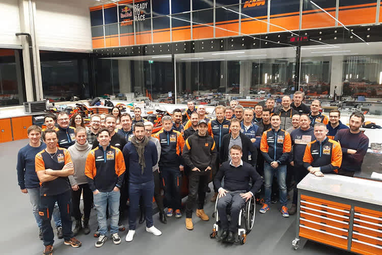 Die Red Bull-KTM-Mannschaft traf sich vollzählig in Munderfing