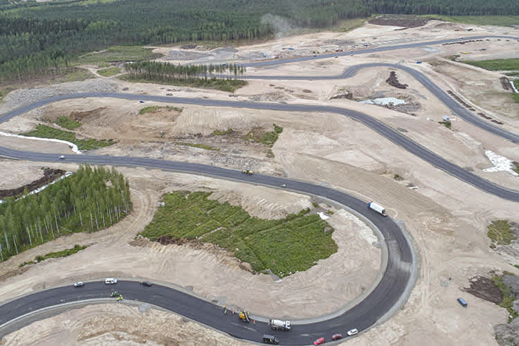 Viele Zweite-Gang-Kurven prägen den KymiRing