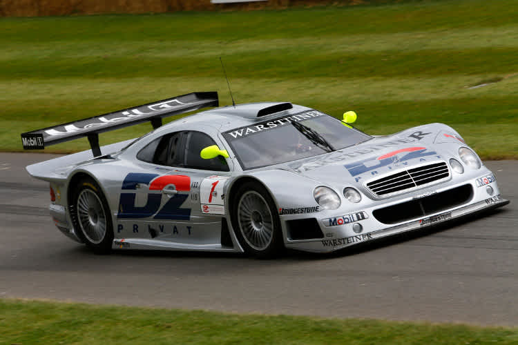 Der Mercedes CLK GTR von 1997 hat ähnliche Scheinwerfer wie der damalige CLK für die Straße