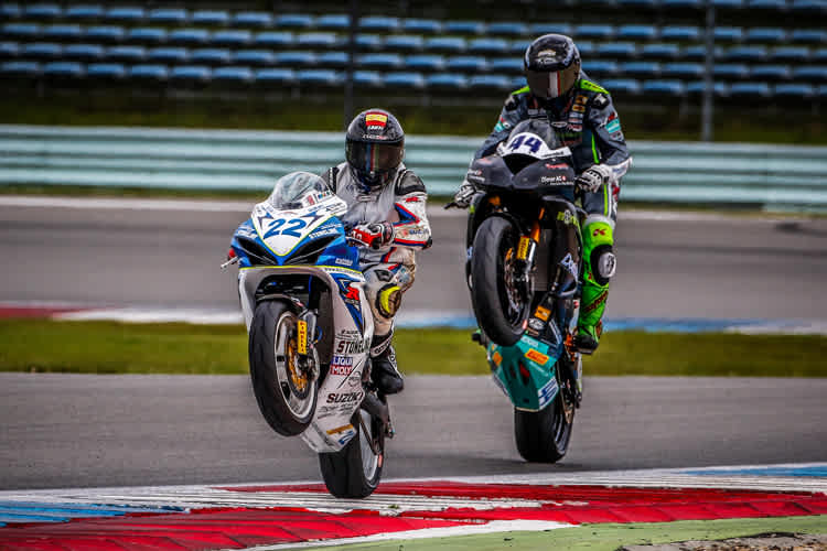 Lahti (vorne) feiert sein erstes IDM Podium