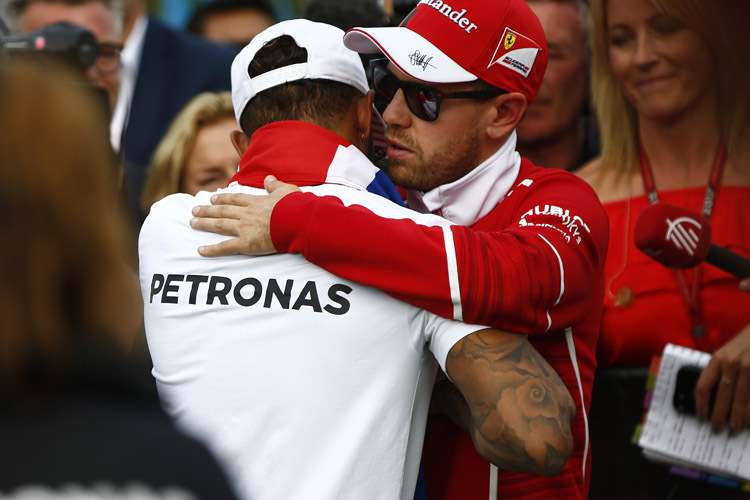 Lewis Hamilton darf zum 72. Mal in seiner GP-Karriere von der Pole losbrausen
