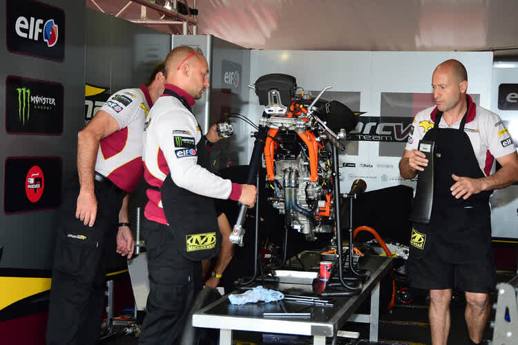 Die Werks-KTM mit Gitterrohrstahlrahmen für Livio Loi