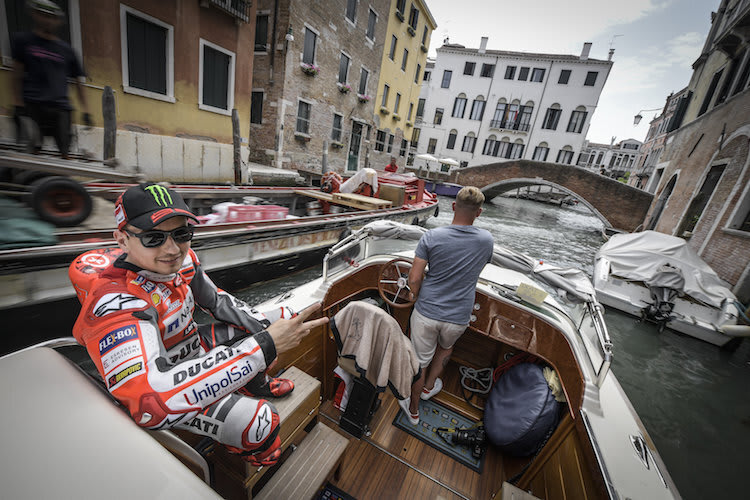 Jorge Lorenzo kam in der Gondel nach Venedig  