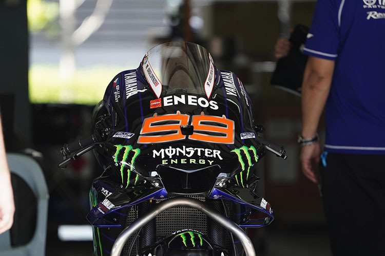 Die Yamaha mit der #99 steht bereit in Sepang