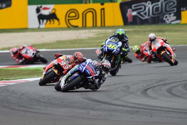 Das Rennen in Misano: Jorge Lorenzo (99) vor Marc Márquez und WM-Leader Rossi, der Fünfter wurde