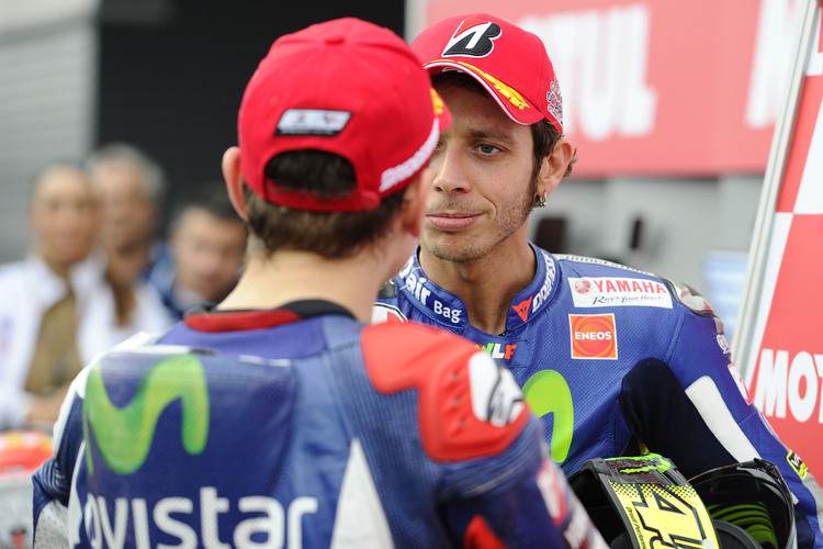 Das Yamaha-Duo: Lorenzo und Rossi im Parc Fermé