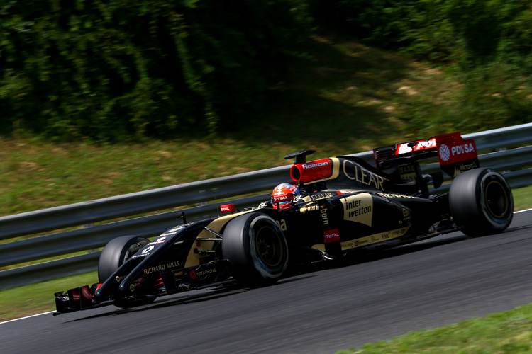 Auf dem Hungaroring rückten Romain Grosjean (im Bild) und Pastor Maldonado mit dem Interwetten-Schriftzug auf ihren Rennern aus