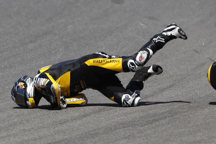 Schmerzvoller Abgang: Tom Lüthi beim Rennsturz in Mugello