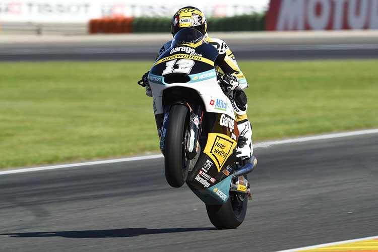 Freude bei Tom Lüthi über Rang 3 in Valencia