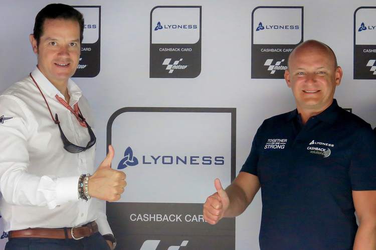 Dorna-Direktor Pau Serracanta mit Lyoness-CEO Hubert Freidl