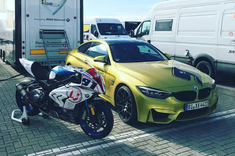 Teamchef löst Wetteinsatz ein