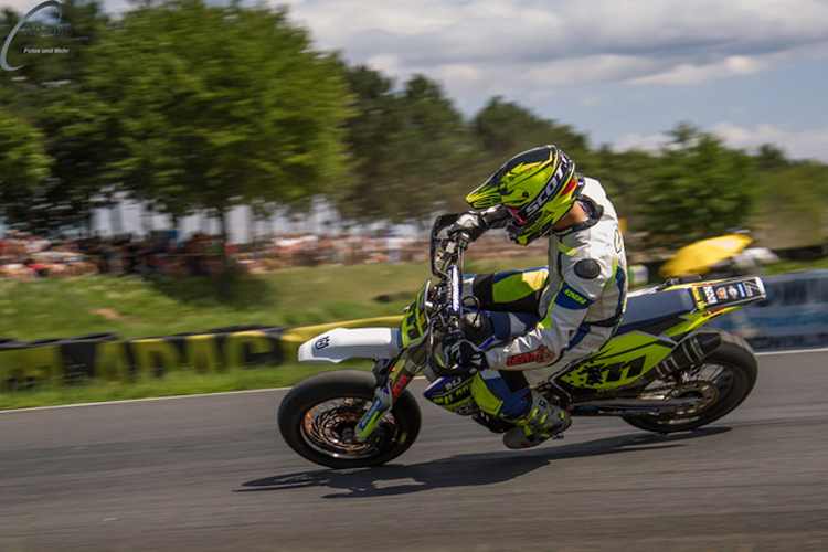 Markus Class (111) ist der neue Supermoto-DM-Champion