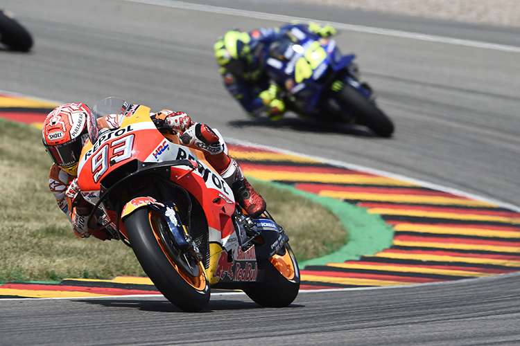 Marc Márquez siegte zum neunten Mal in Folge auf dem Sachsenring