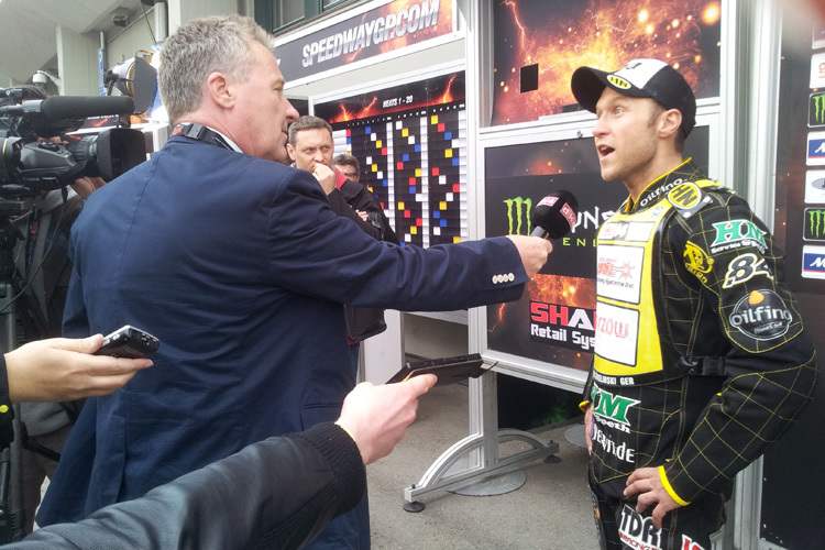 Martin Smolinski war nach dem Training sehr gefragt