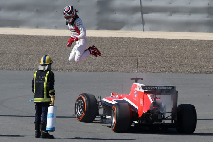 Der stattliche Hüpfer von Max Chilton aus seinem Marussia-Renner
