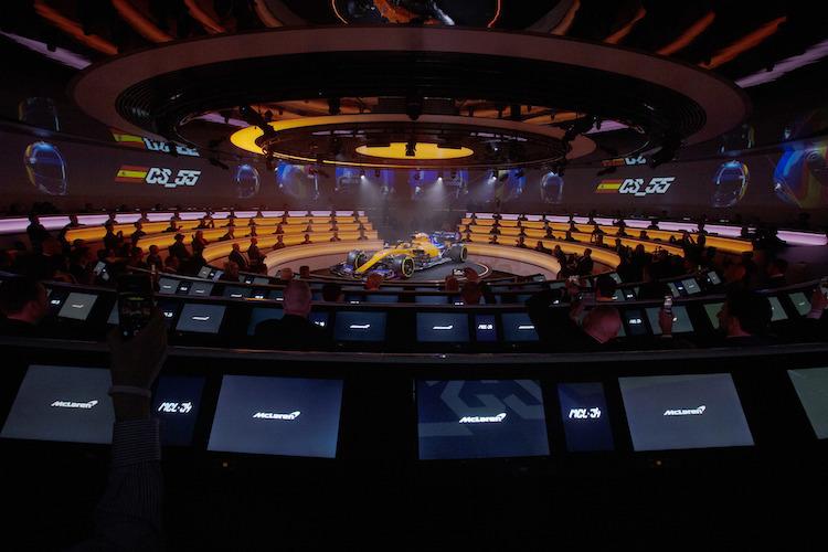 Wie schon 2019 präsentiert McLaren den neuen Renner auch wieder in Woking