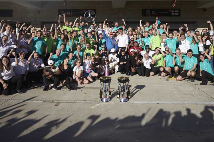 Mercedes ist der Konkurrenz weiter voraus – auch beim Reifenanwärmen