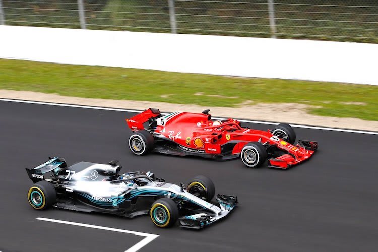 Mercedes gegen Ferrari, Hamilton gegen Vettel – ein tolles Duell