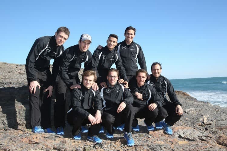 Der Mercedes-Kader im Fitnesscamp