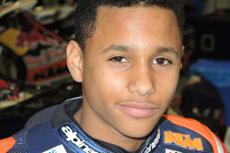 Aris Michail: Die Mama kommt aus Ghana, der Papa aus Griechenland