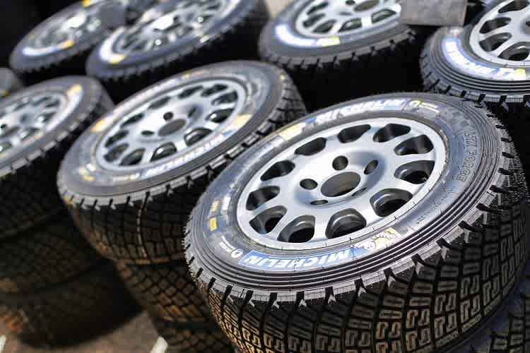 Die Schotterreifen sind ein wichtiger Faktor