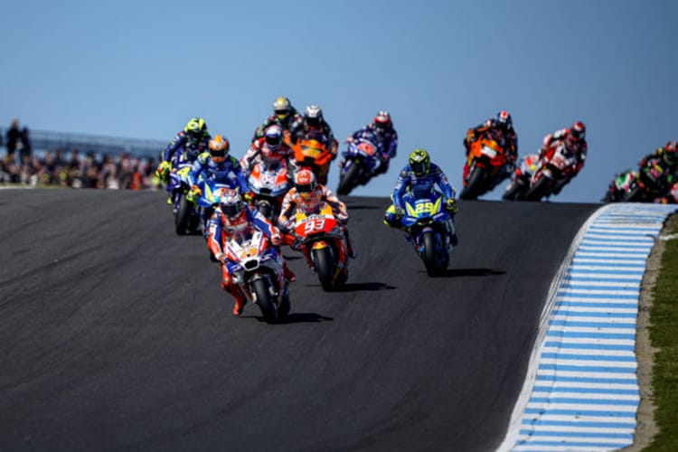 Da jubelten die Aussie-Fans: Jack Miller führt das Feld an