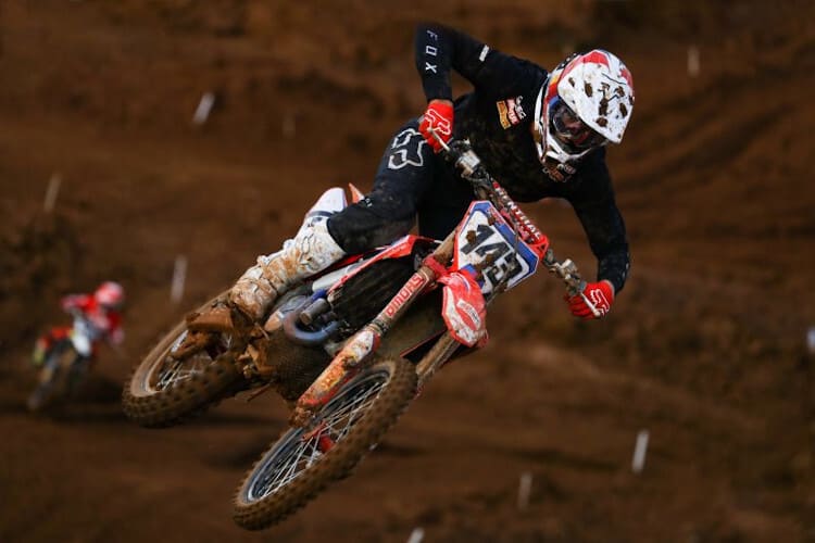 Mitch Evans gewann in Sugo im HRC-Outfit