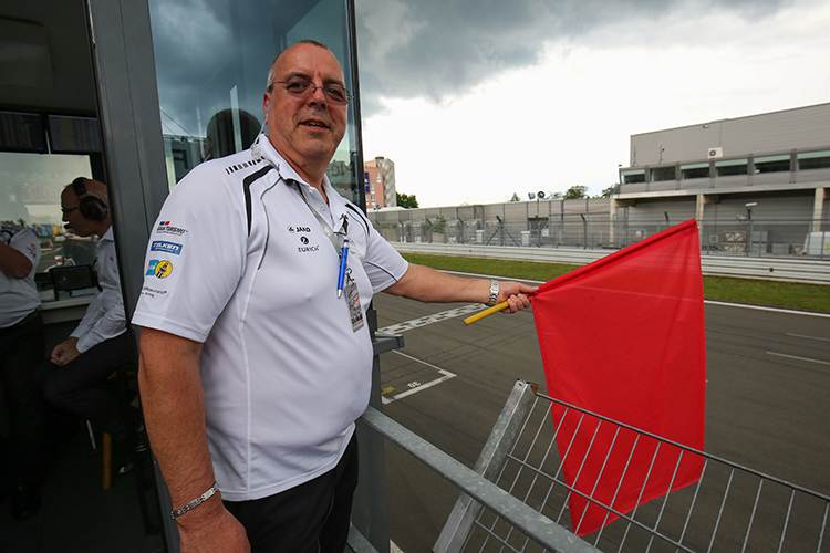 Beim 24-Stunden-Rennen wurde die rote Flagge geschwenkt