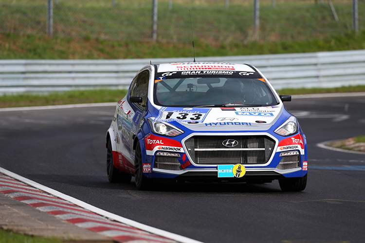 Neben dem Hyundai i20 und dem Veloster sind die Koreaner auch für die Fans aktiv.