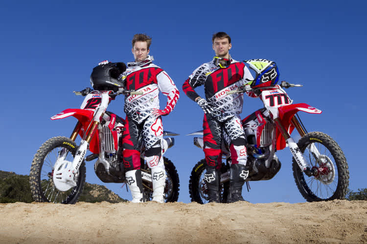 Das Honda-Werksteam mit Max Nagl (li.) und Evgeny Bobryshev