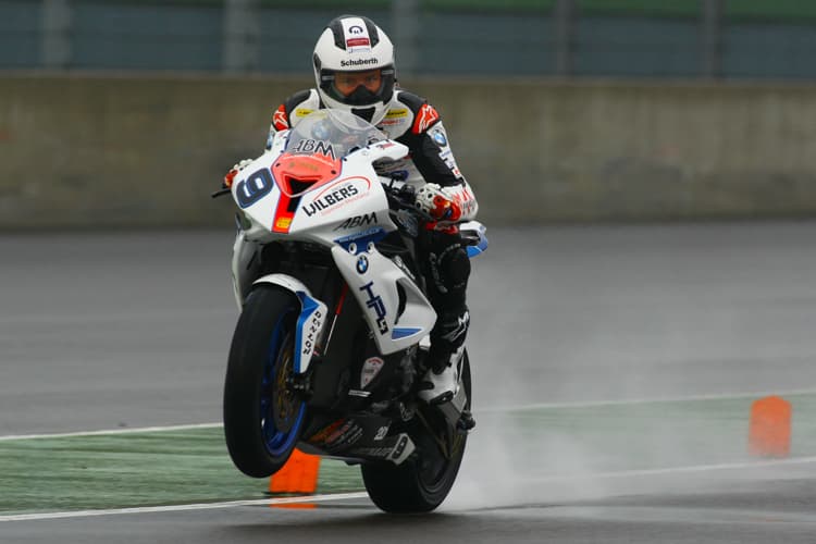 Stefan Nebel kennt sich aus mit der BMW HP4