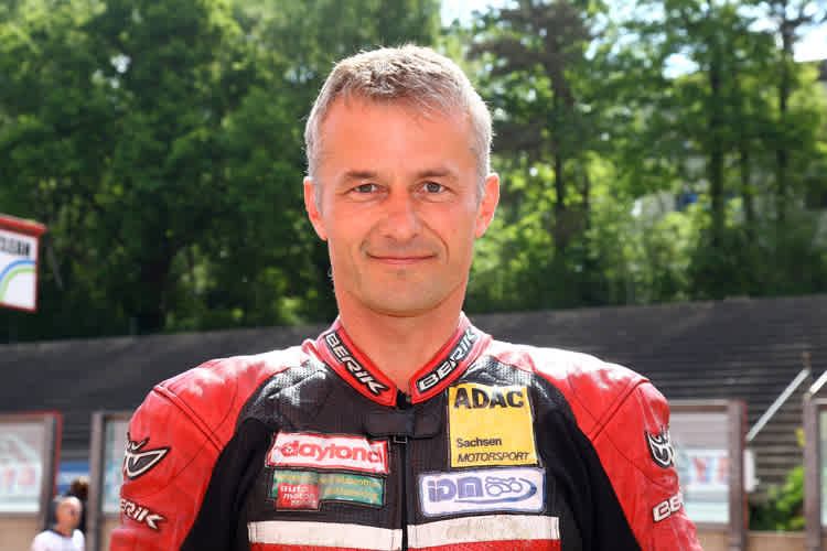 Uwe Neubert ist wieder in den Ring gestiegen