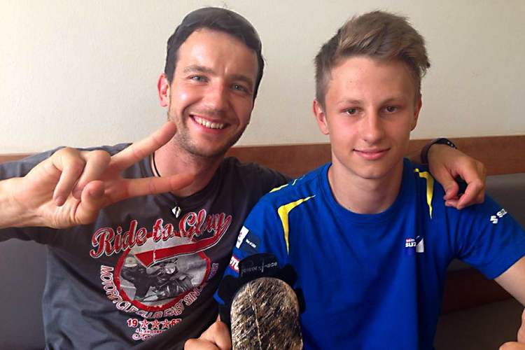 Chris Stange (re.) bekommt Besuch von Max Neukirchner