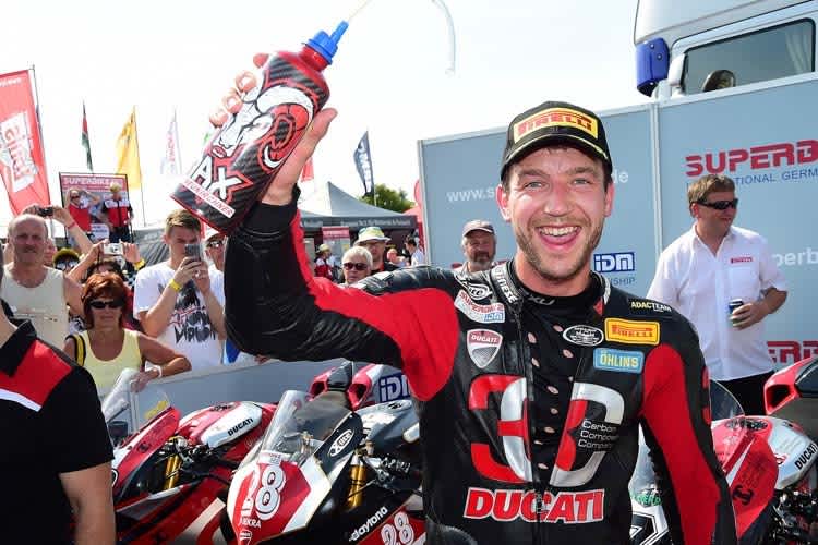 Max Neukirchner ist in Schleiz in Feierlaune