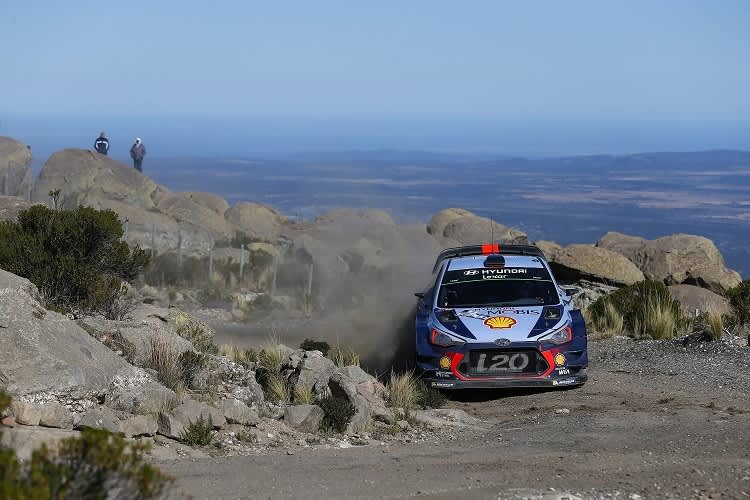 Thierry Neuville auf dem Weg zum Argentinien-Sieg