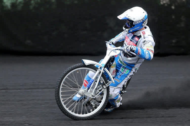 Nicki Pedersen gewann das Finale vom Start weg