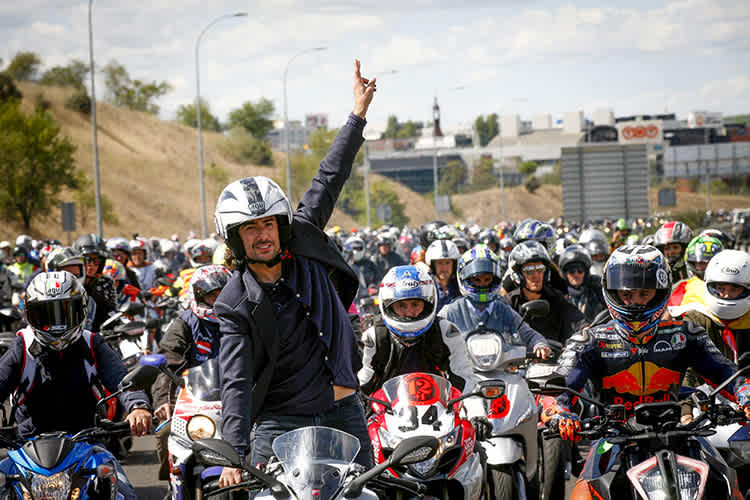 Gelete und Pablo Nieto führten den Konvoi an