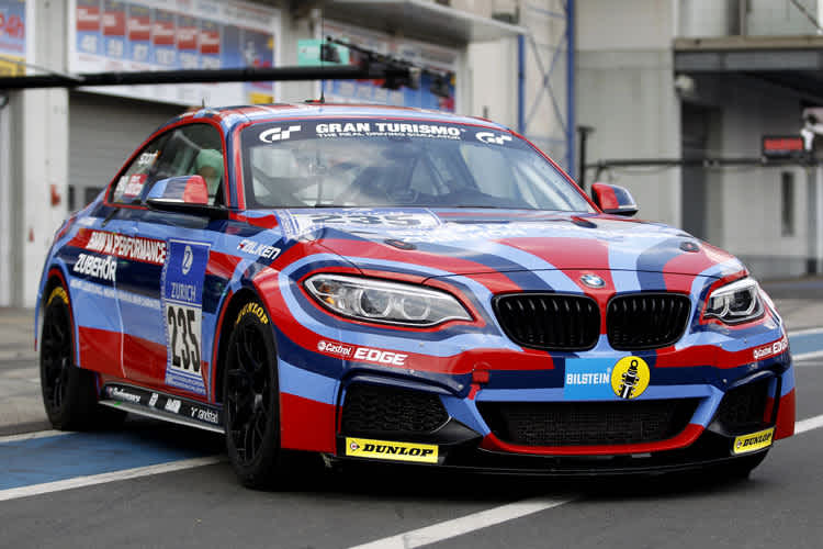 BMW M235i im Art-Car-Look