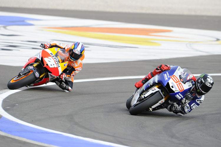 Dani Pedrosa war nach dem Rammstoss von Jorge Lorenzo in Sturzgefahr