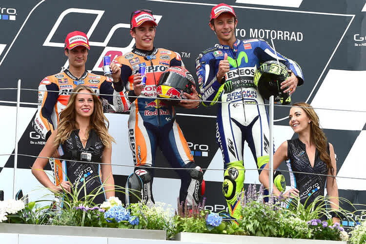 Das Podest in Sachsen: Dani Pedrosa (Platz 2), Sieger Marc Márquez, WM-Leader Valentino Rossi