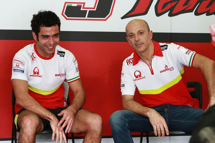 Danilo Petrucci mit Crew-Chief Daniele Romagnoli