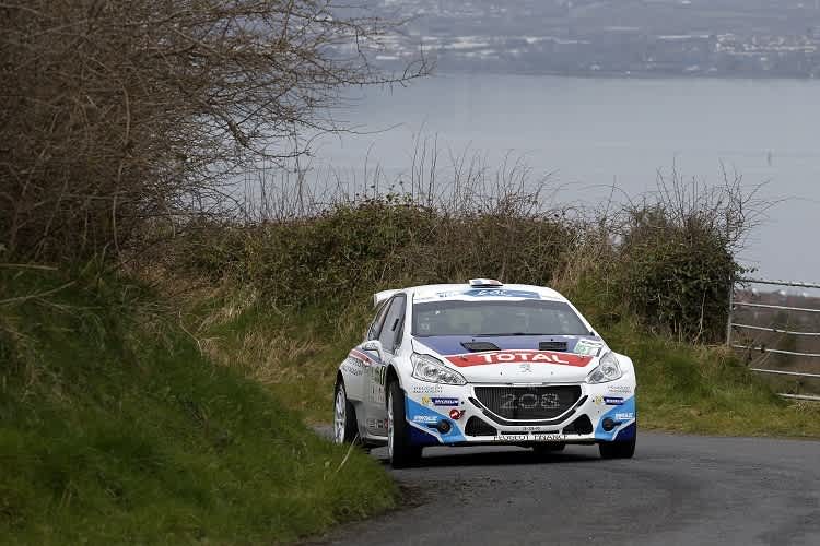 Großaufgebot mit dem Peugeot 208 T16 in der Schweiz