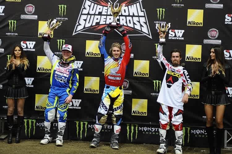 Genua-Podest: Sieger Justin Barcia zwischen Trey Canard (li.) und Wil Hahn