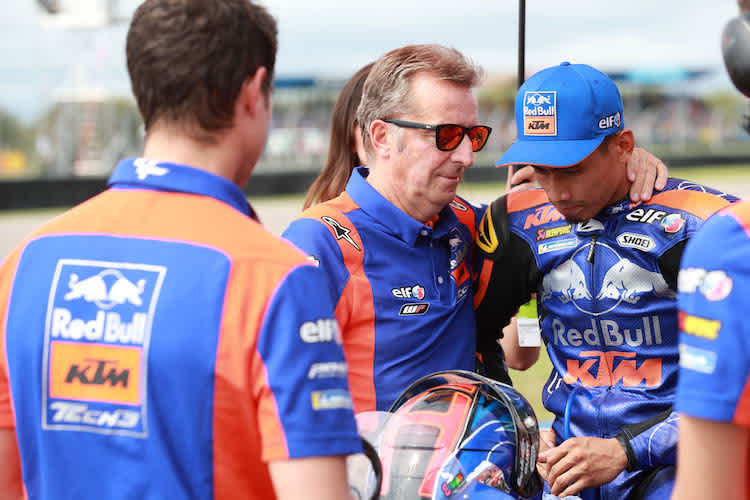 Red Bull-KTM-Tech3-Teambesitzer Hervé Poncharal fordert Fortschritte von seinem Schützling Hafizh Syahrin