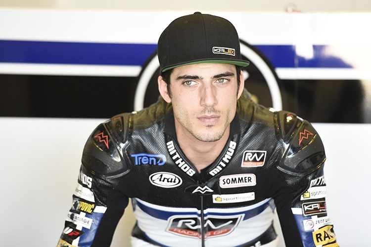 Axel Pons in der Box des Teams RW Racing