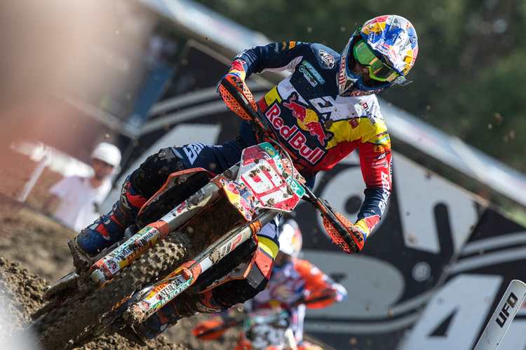 Jorge Prado gewann den ersten Lauf in Imola